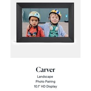 Aura Carver Smart Digital Picture Frame